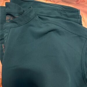 Figs Rafaela Scrub top size Large